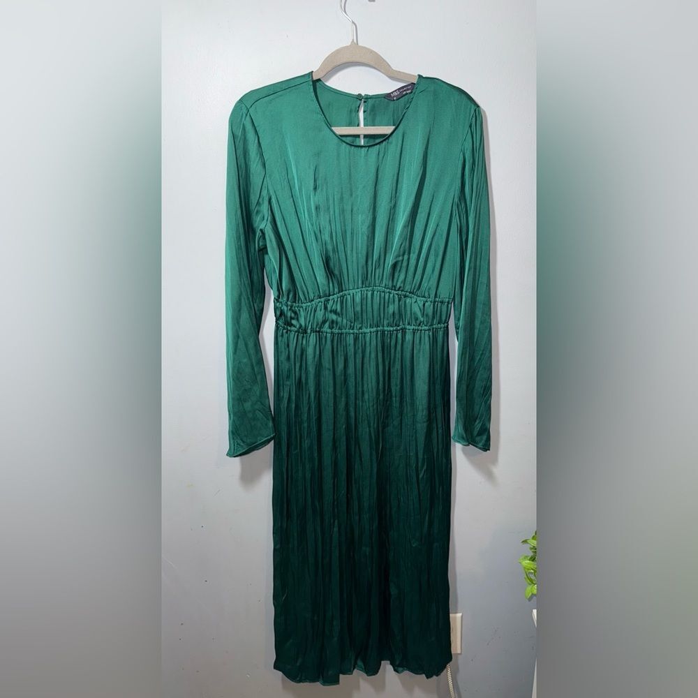 M&S Collection Women’s Satin Crinkle Waisted Midi Dress Size US 8 EUC holiday